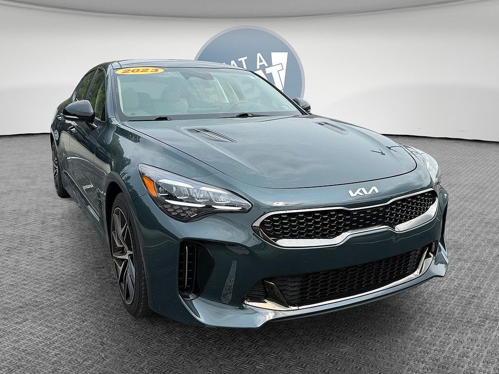 2023 Kia Stinger GT-Line