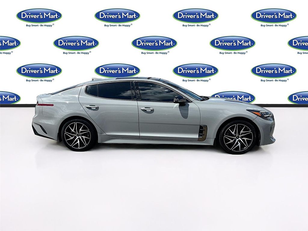 2022 Kia Stinger GT-Line