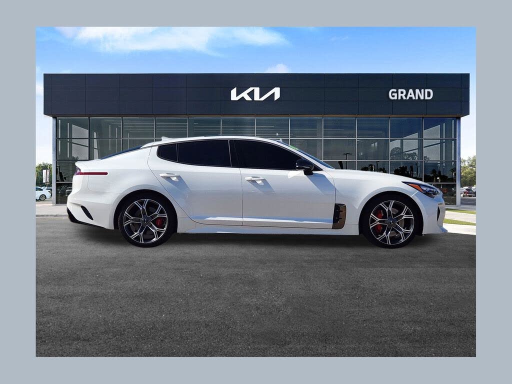 2021 Kia Stinger GT1