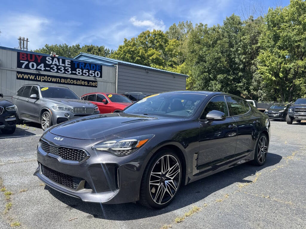 2022 Kia Stinger GT1