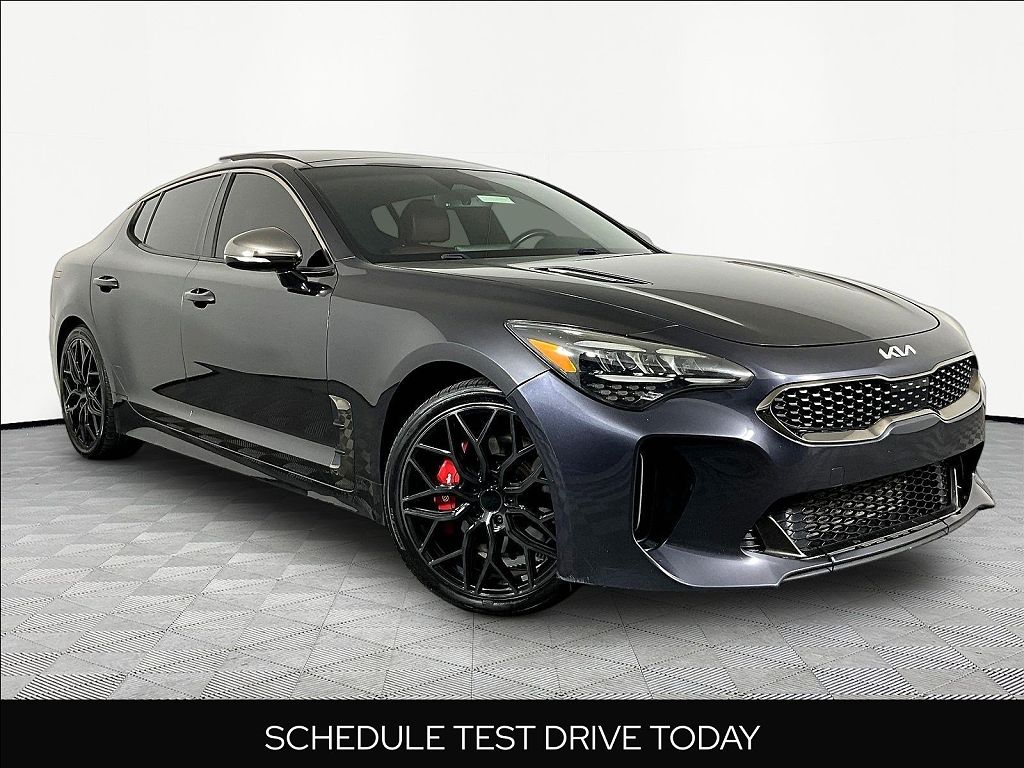 2022 Kia Stinger GT1