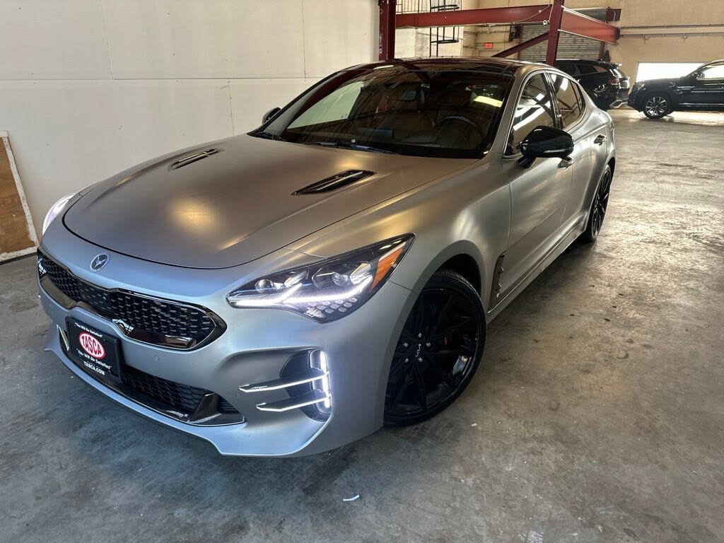 2023 Kia Stinger GT2
