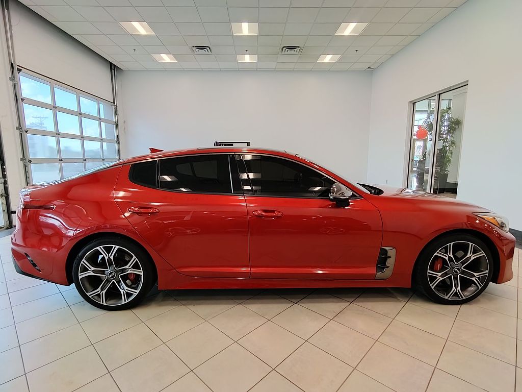 2018 Kia Stinger GT2