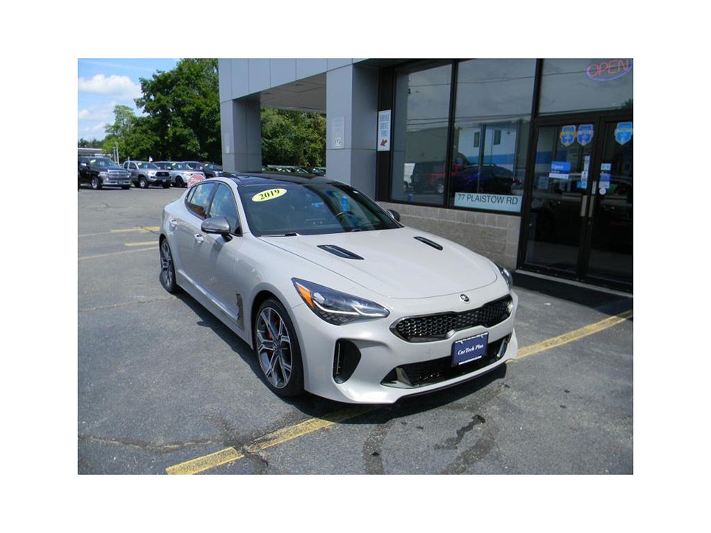 2019 Kia Stinger GT2