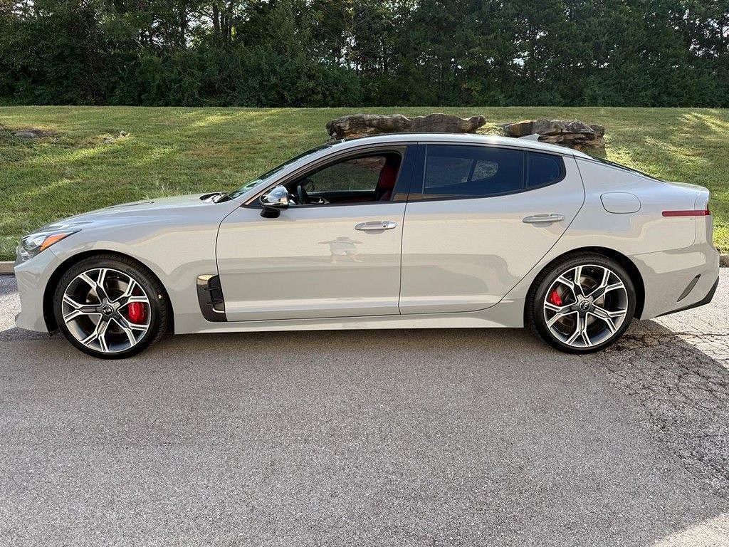 2020 Kia Stinger GT2