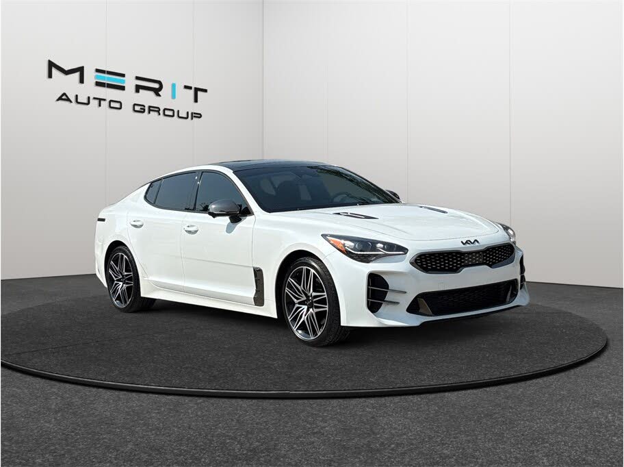 2022 Kia Stinger GT2