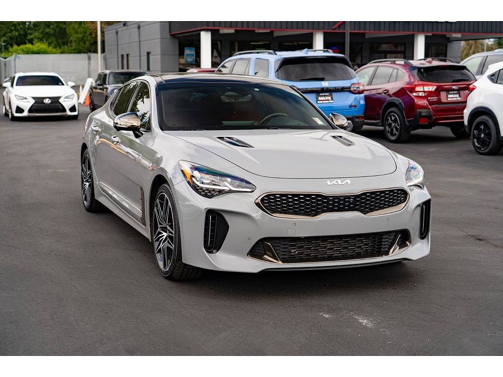 2022 Kia Stinger GT2