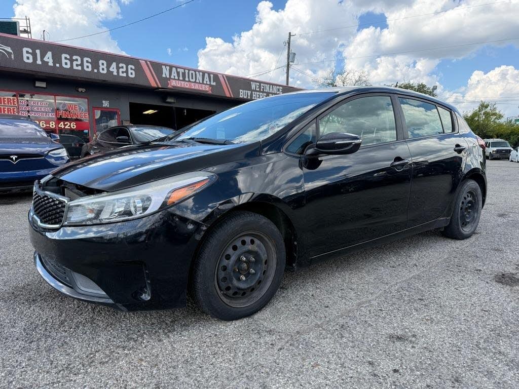 2017 Kia Forte5 LX