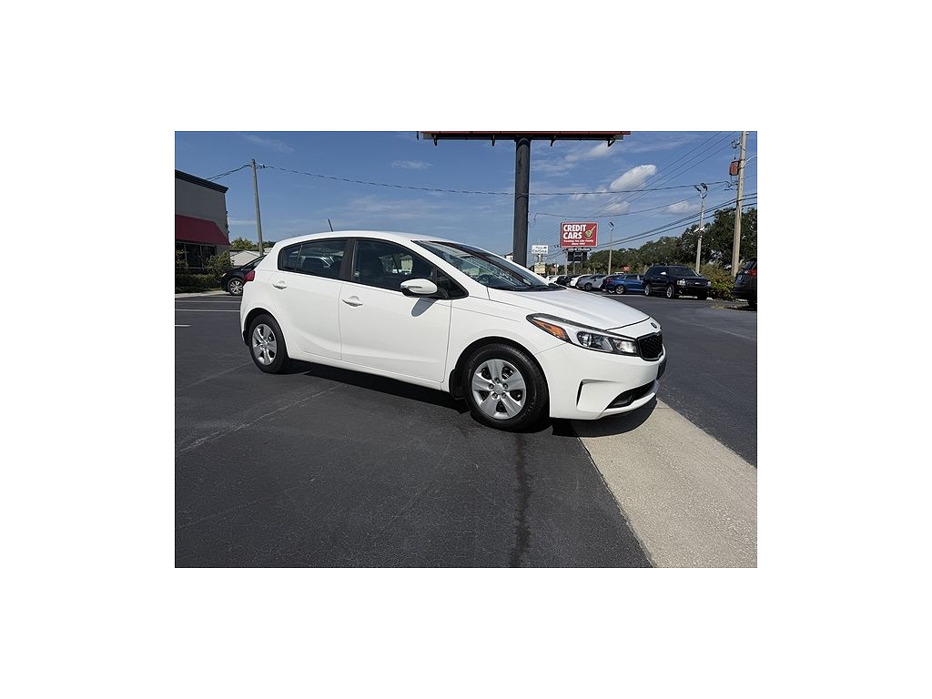 2017 Kia Forte5 LX