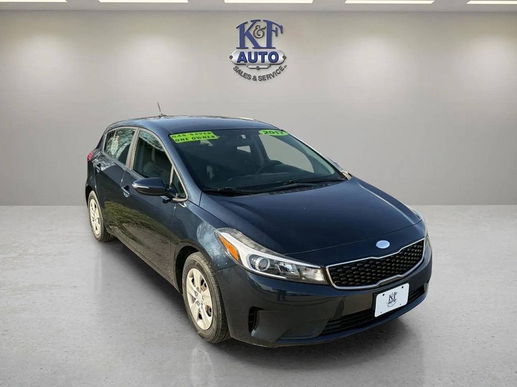 2017 Kia Forte5 LX