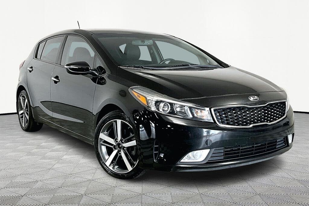 2017 Kia Forte5 LX