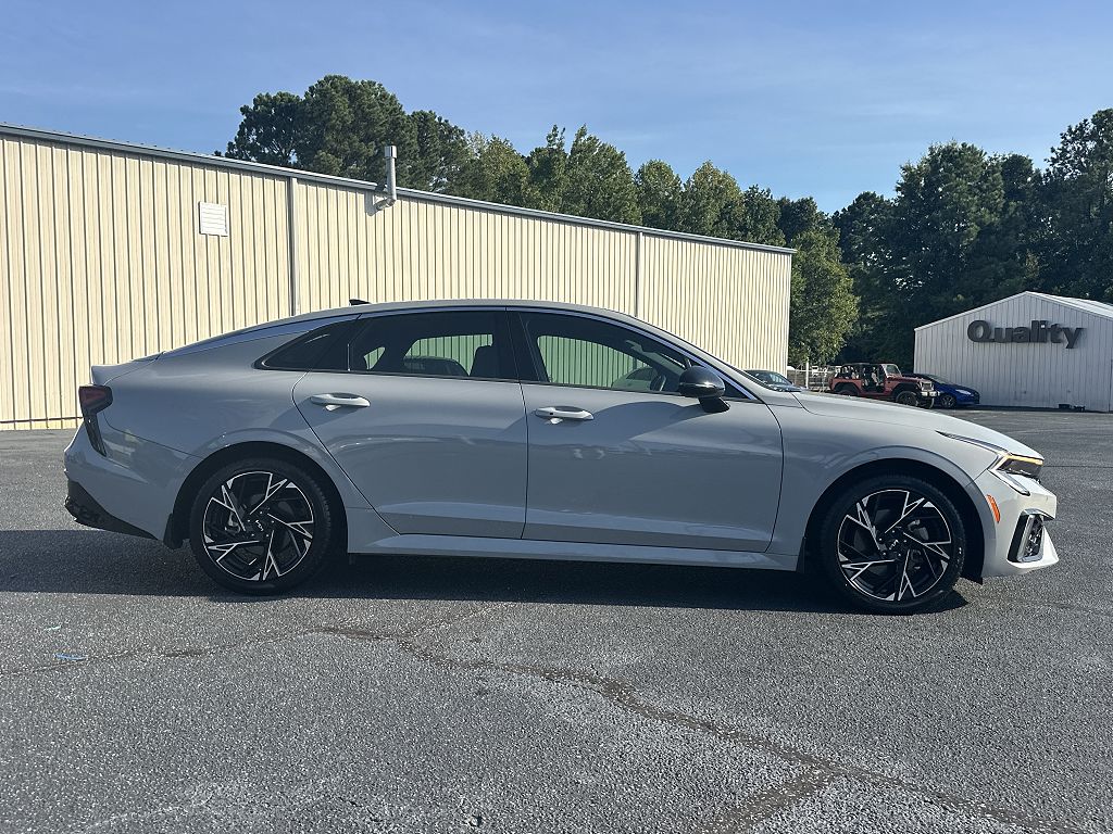 2025 Kia K5 GT-Line