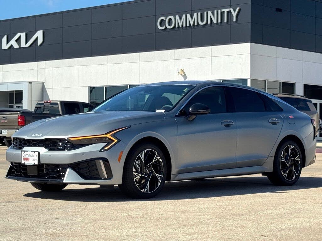 2026 Kia K5 GT-Line