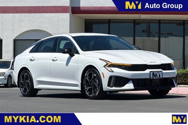 2026 Kia K5 GT-Line