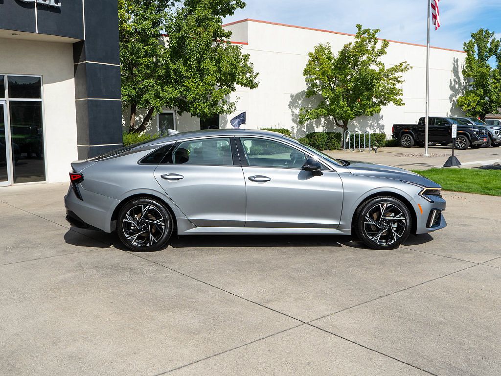 2026 Kia K5 GT-Line