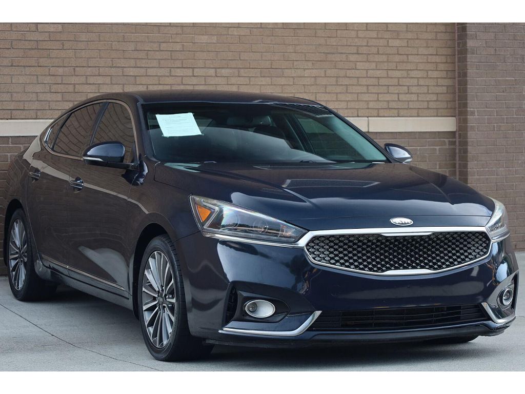2017 Kia Cadenza Premium