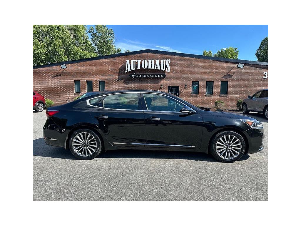 2019 Kia Cadenza Premium
