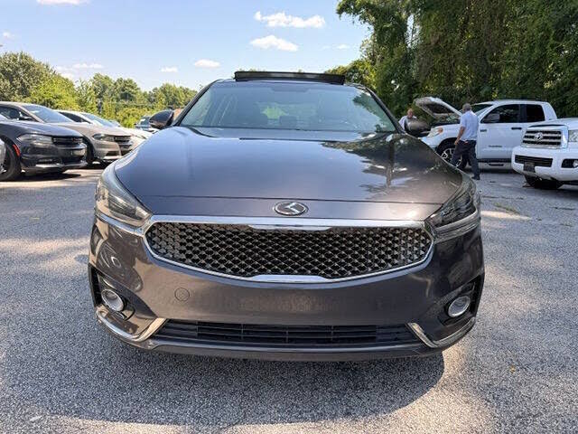 2017 Kia Cadenza Technology