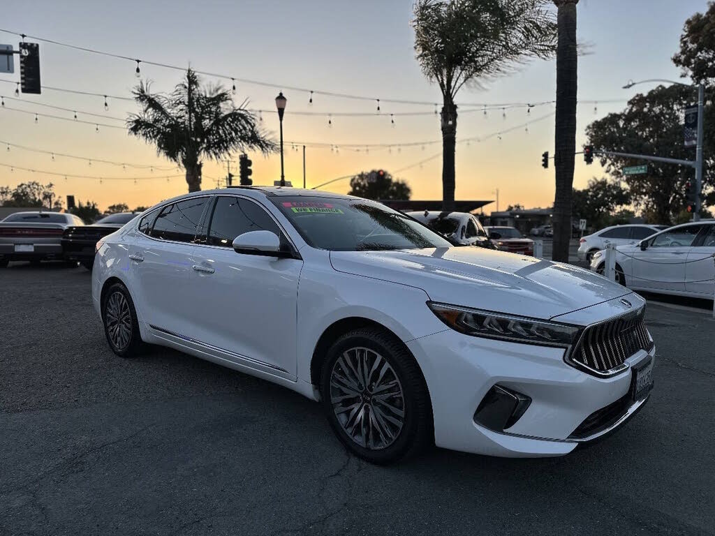 2020 Kia Cadenza Technology
