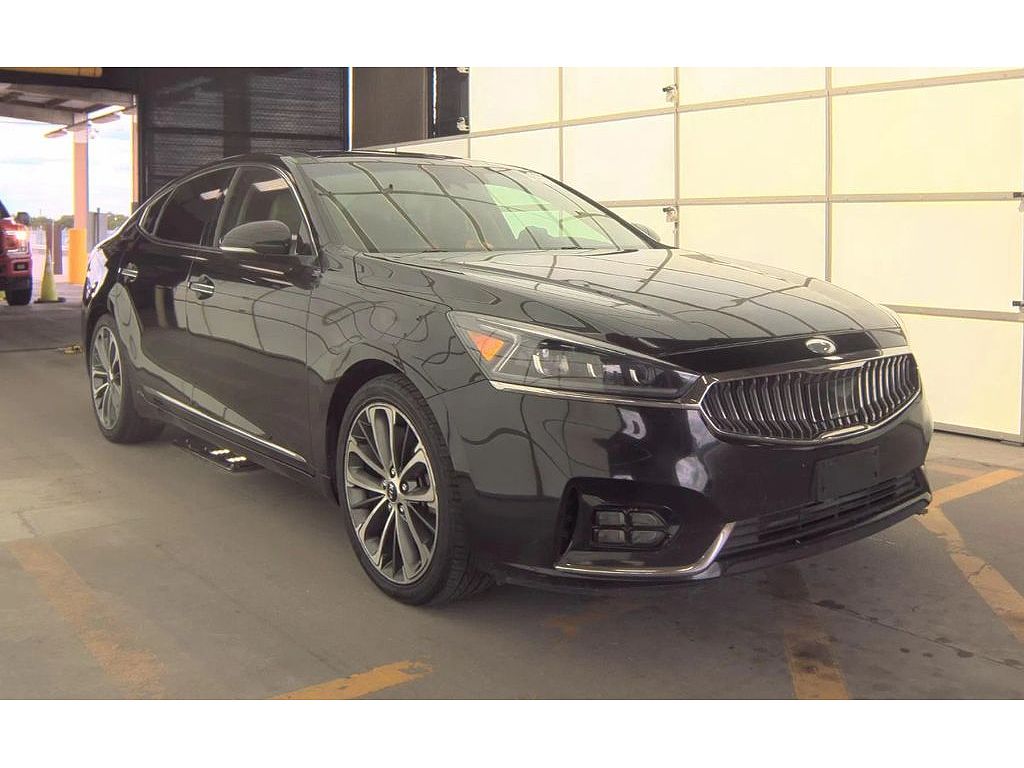 2017 Kia Cadenza Limited