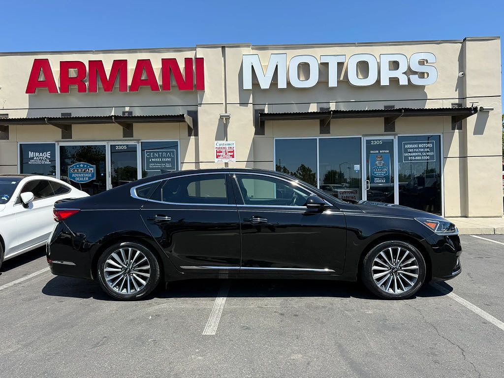 2017 Kia Cadenza Technology