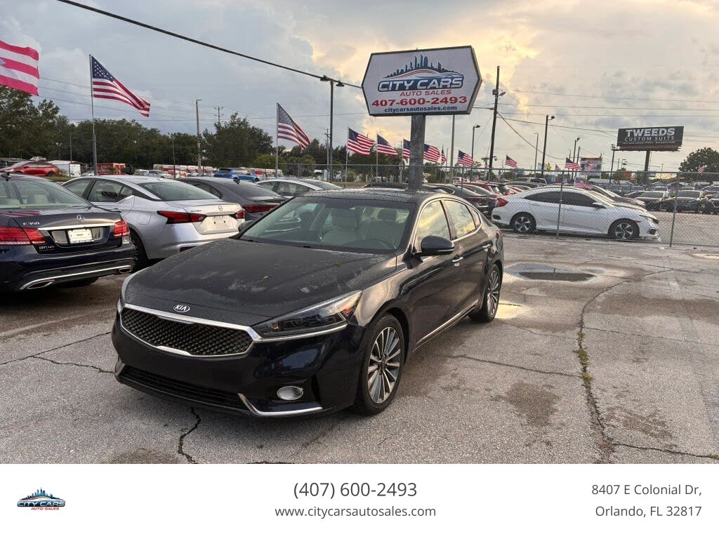 2017 Kia Cadenza Technology