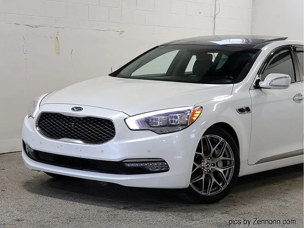 2015 Kia K900 Luxury