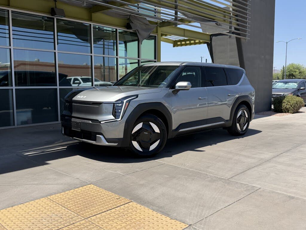 2024 Kia EV9 photo 1