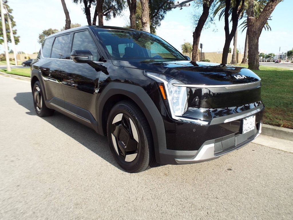 2024 Kia EV9 photo 1