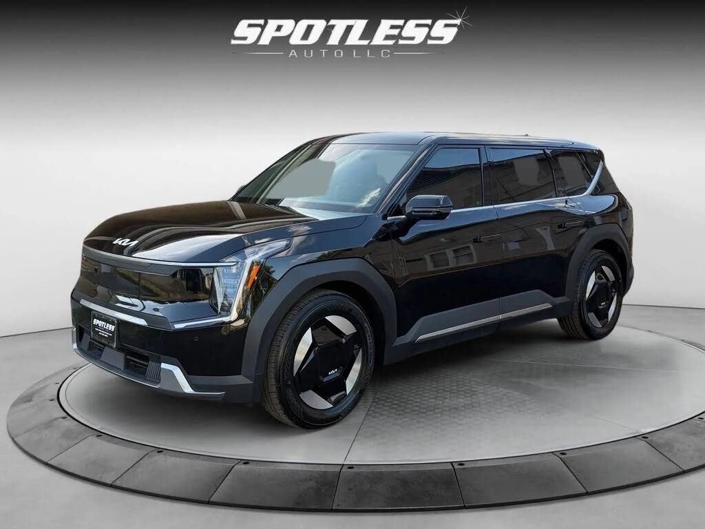 2024 Kia EV9 Light Long Range