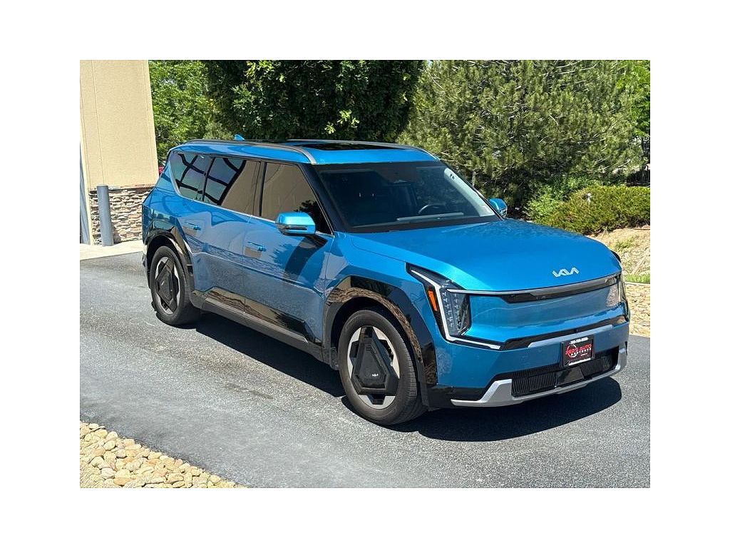 2024 Kia EV9 Land