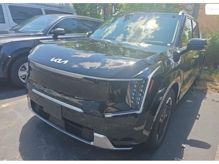 2024 Kia EV9 Land
