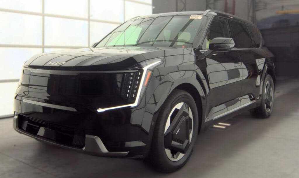 2024 Kia EV9 Land