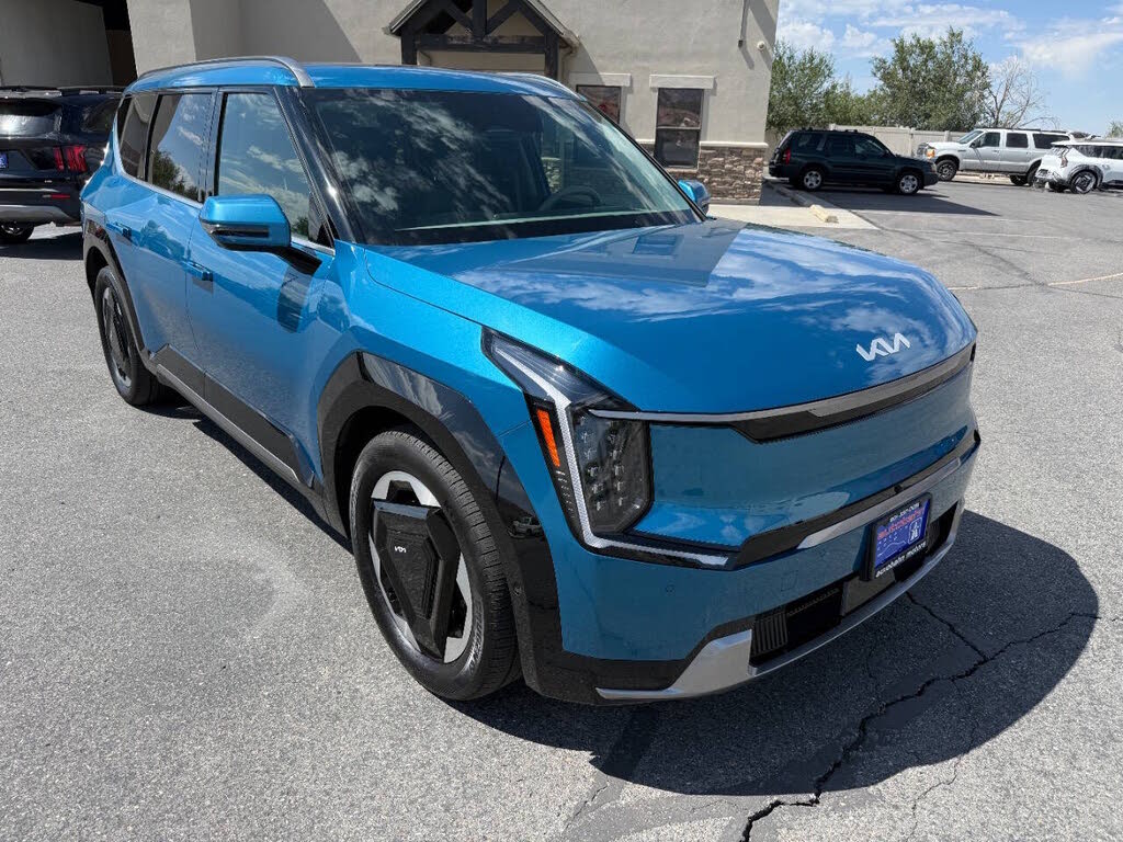 2024 Kia EV9 Land