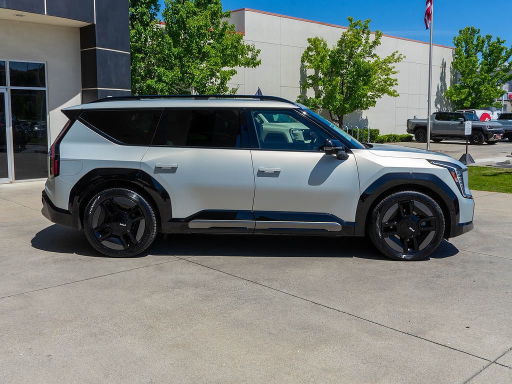 2024 Kia EV9 GT-Line