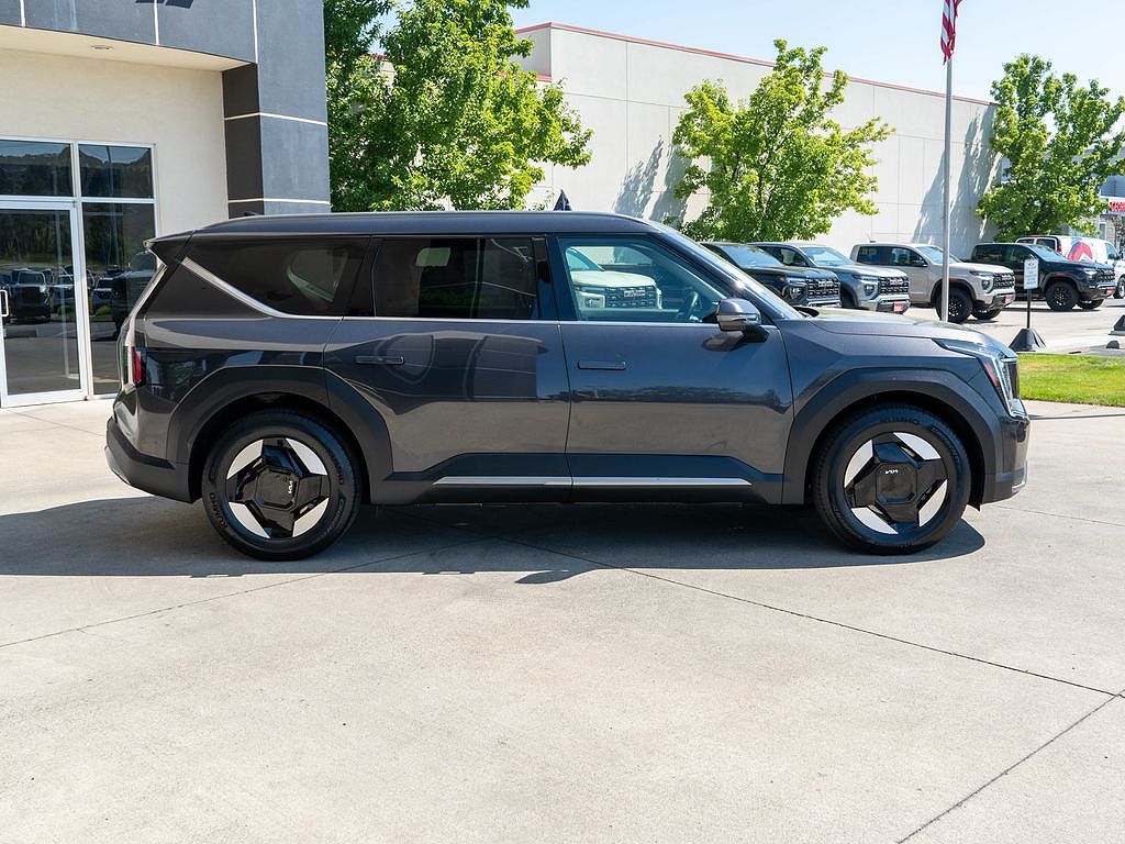 2024 Kia EV9 Wind