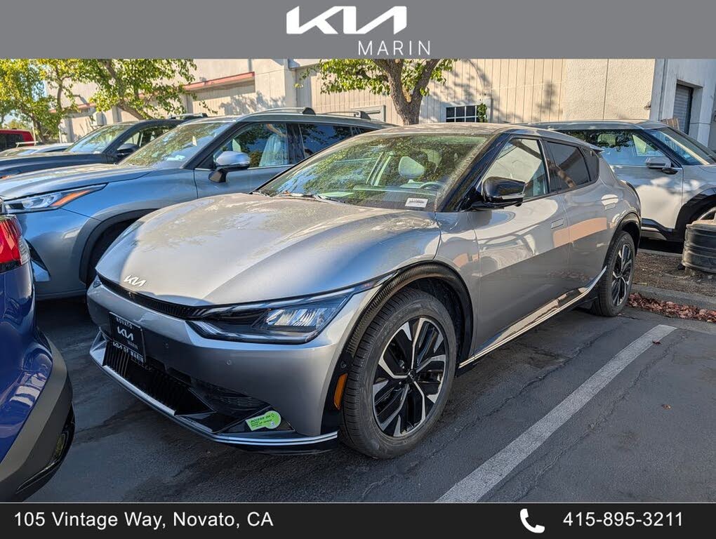 2023 Kia EV6 photo 1