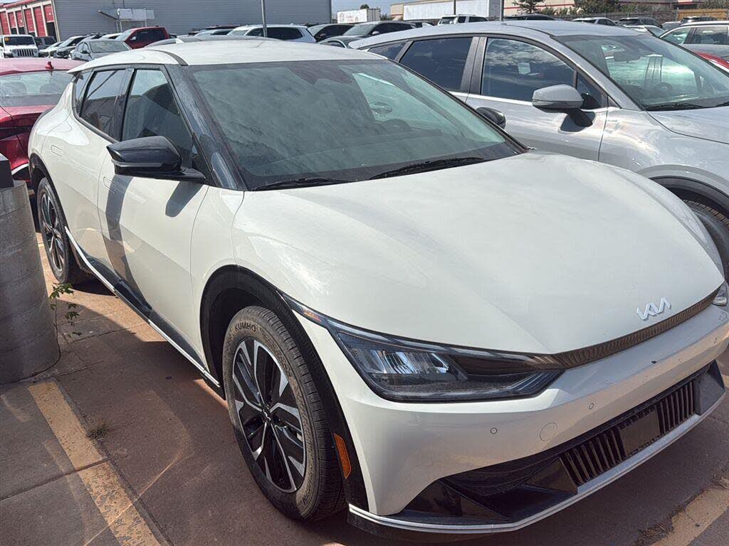 2023 Kia EV6 Wind
