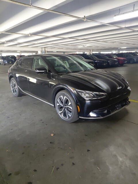 2023 Kia EV6 photo 1