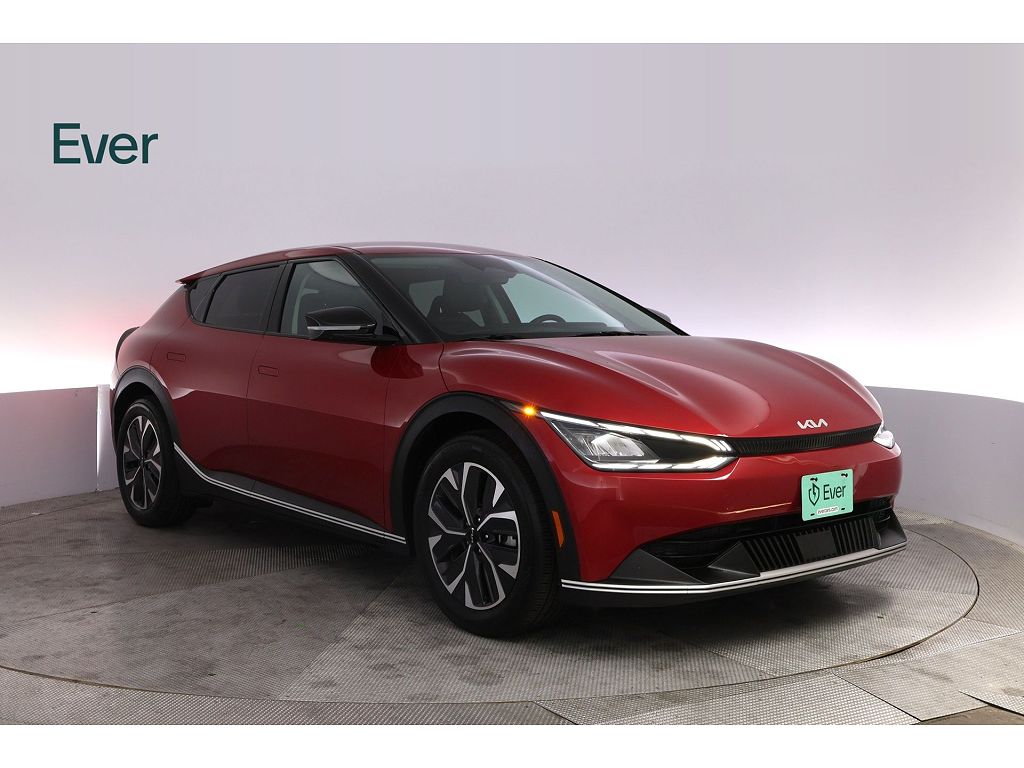 2024 Kia EV6 photo 1