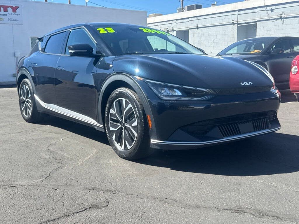 2023 Kia EV6 Light