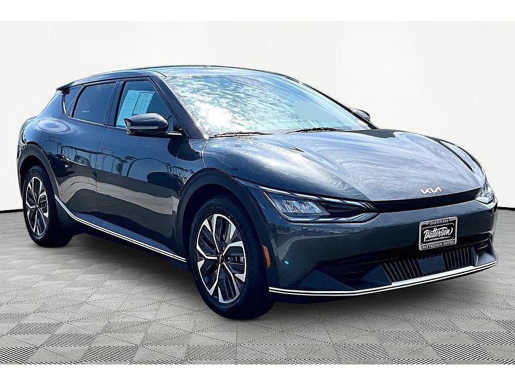 2024 Kia EV6 photo 1
