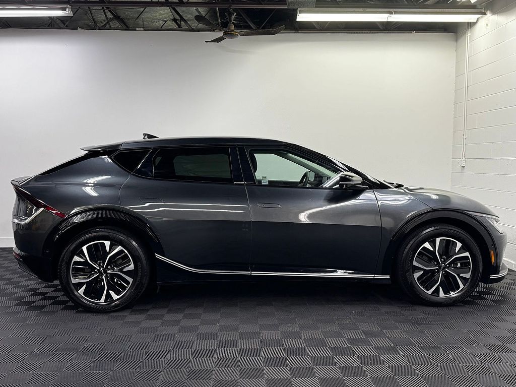 2024 Kia EV6 Light Long Range