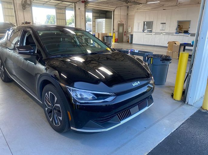 2024 Kia EV6 Wind