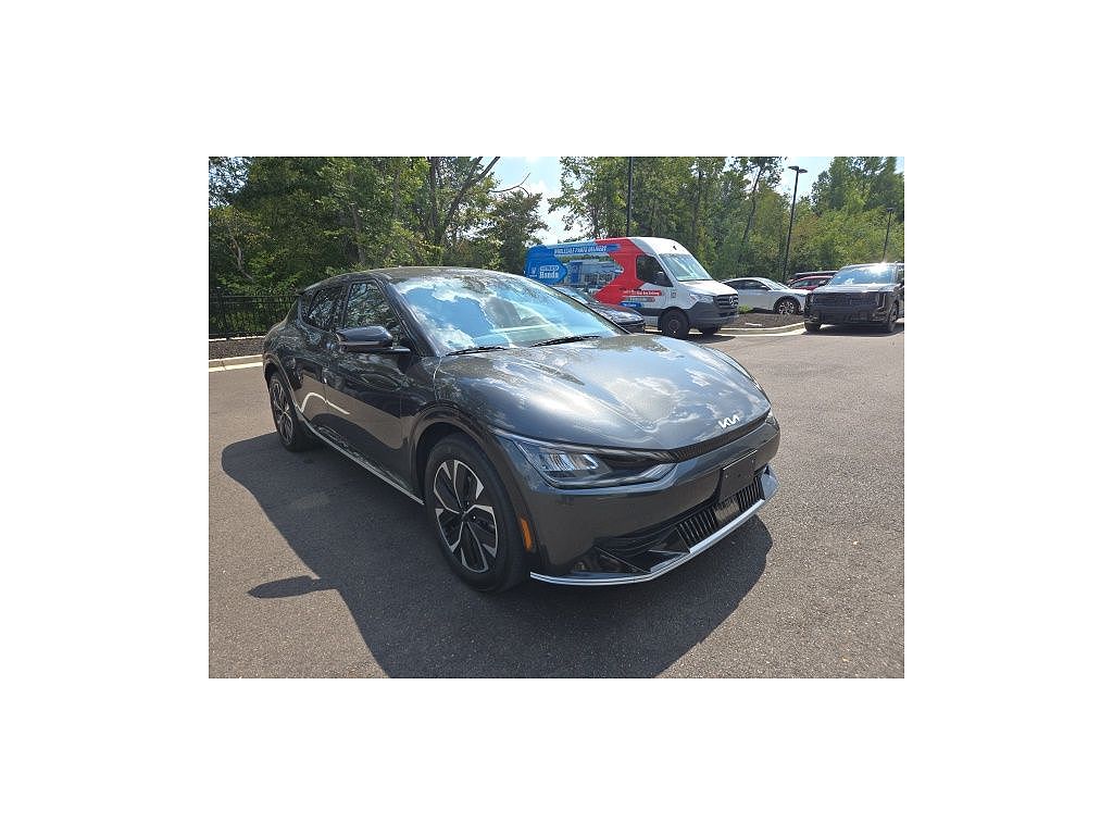 2024 Kia EV6 Light Long Range