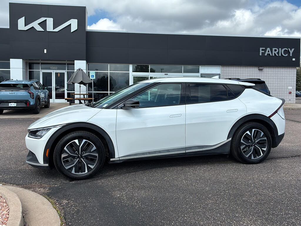 2024 Kia EV6 Wind