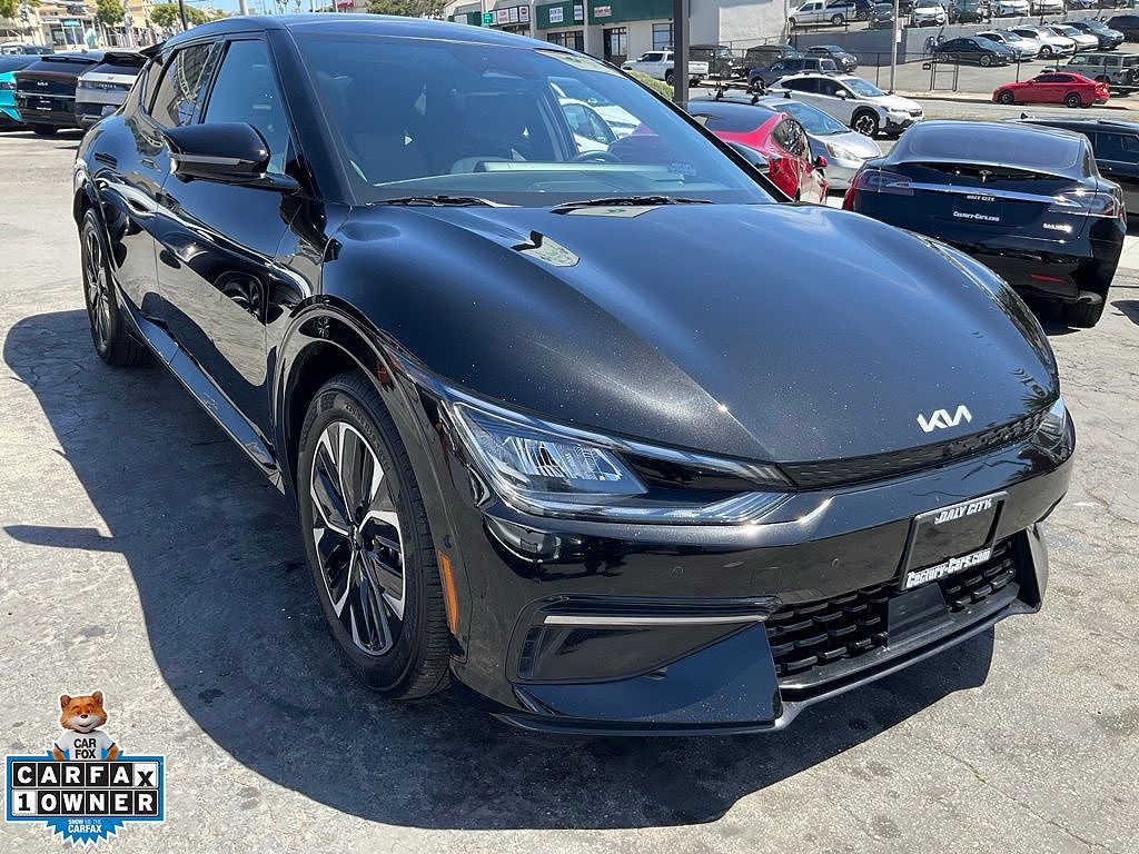 2024 Kia EV6 photo 1