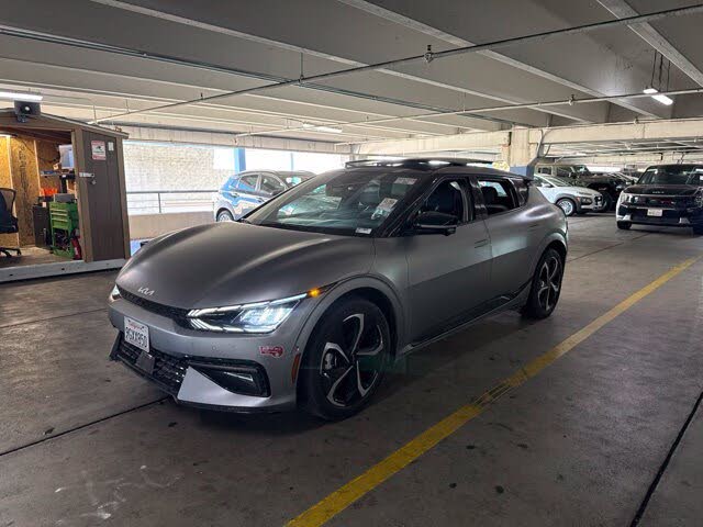 2023 Kia EV6 photo 1