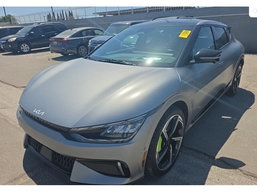 2023 Kia EV6 photo 1
