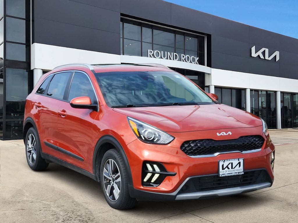 2022 Kia Niro LXS SE
